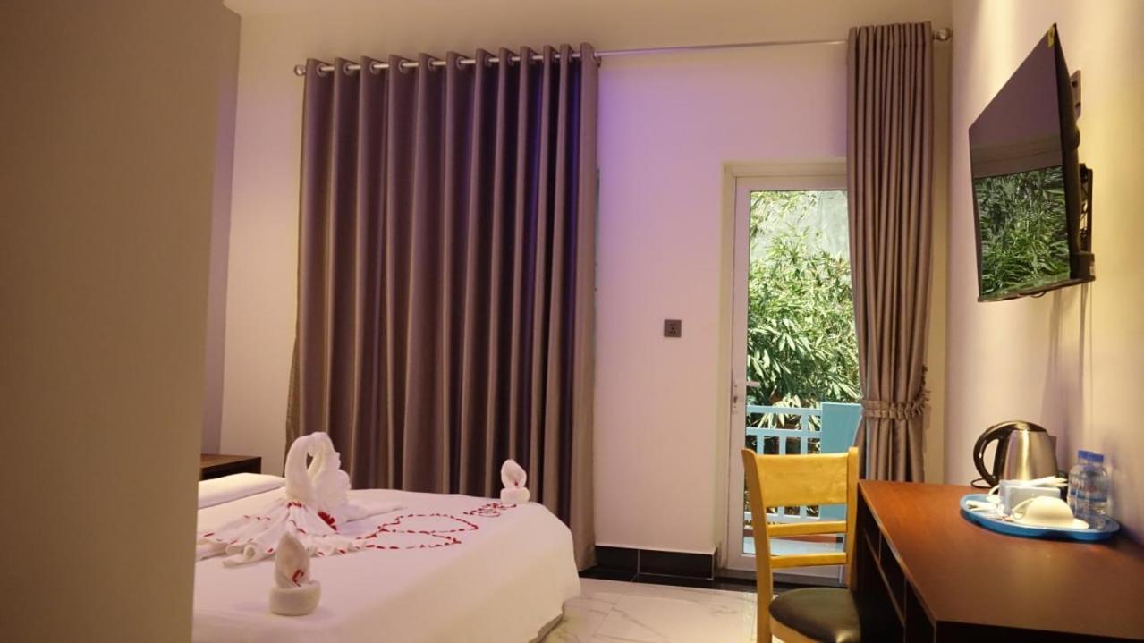 Sawadee Suorsdei Boutique Hotell Kampot Exteriör bild