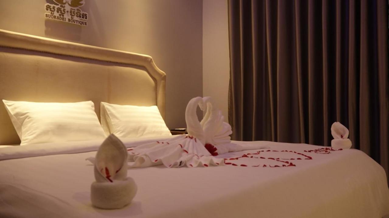 Sawadee Suorsdei Boutique Hotell Kampot Exteriör bild